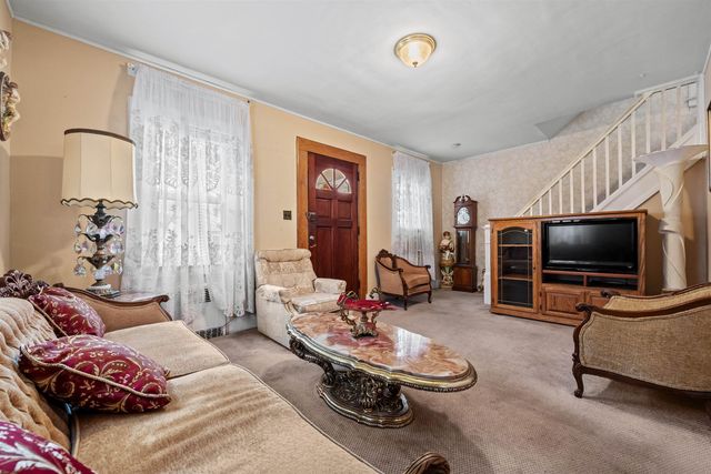 78 FLOYD AVE, Bloomfield, NJ 07003