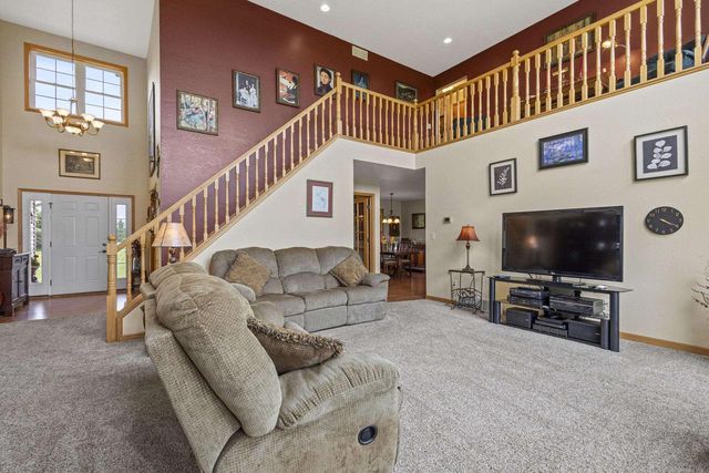 5685 BLAKE ROAD, De Pere, WI 54115