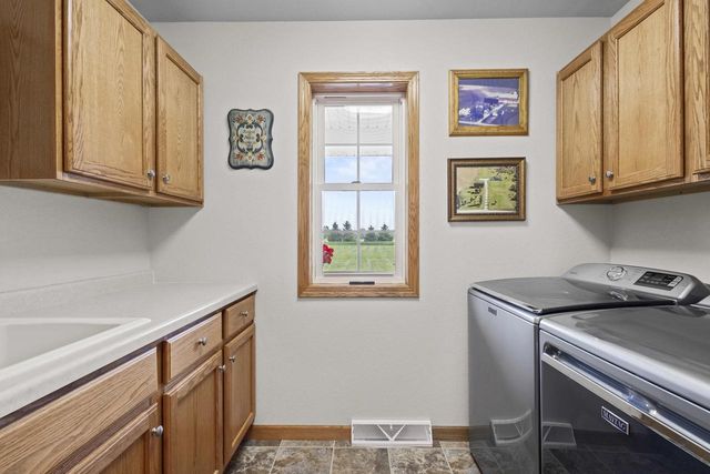 5685 BLAKE ROAD, De Pere, WI 54115