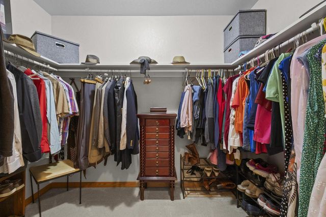 5685 BLAKE ROAD, De Pere, WI 54115