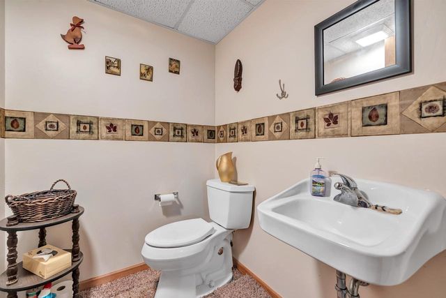 5685 BLAKE ROAD, De Pere, WI 54115