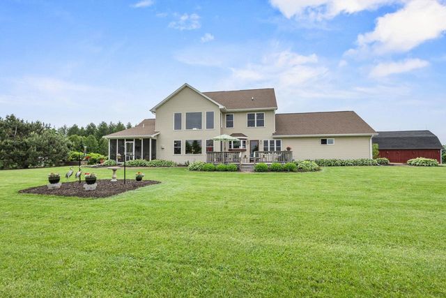 5685 BLAKE ROAD, De Pere, WI 54115