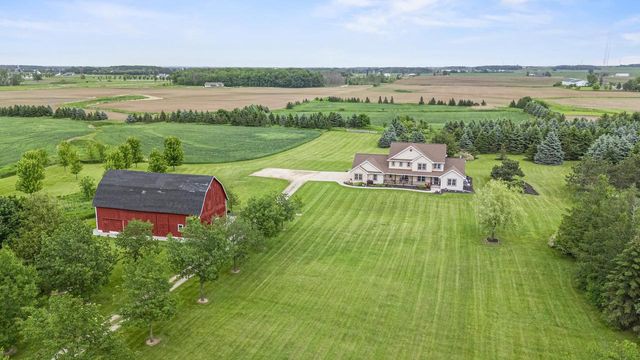 5685 BLAKE ROAD, De Pere, WI 54115