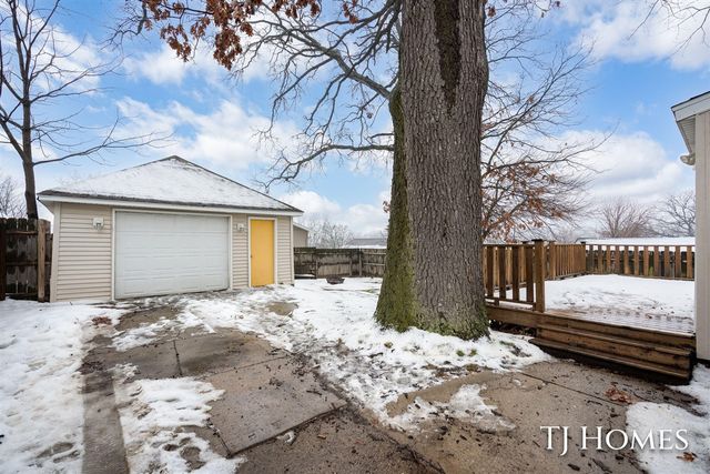 619 Lydia Street, Grand Rapids, MI 49503