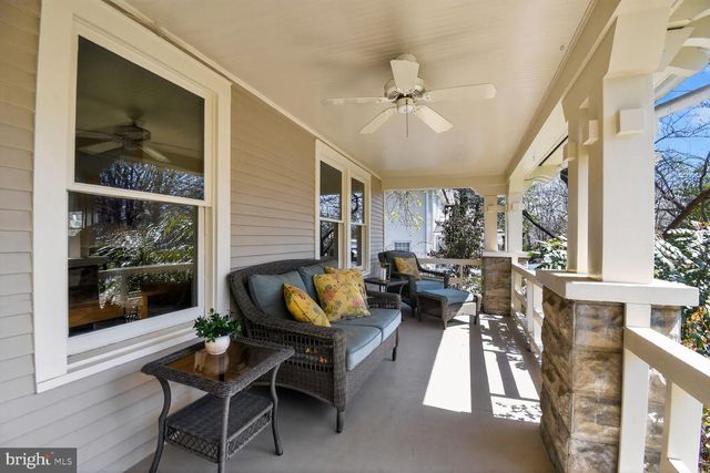 3927 WASHINGTON ST, Kensington, MD 20895