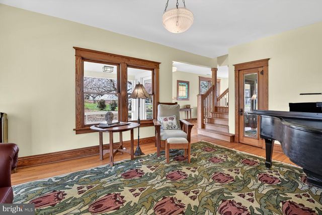 3927 WASHINGTON ST, Kensington, MD 20895