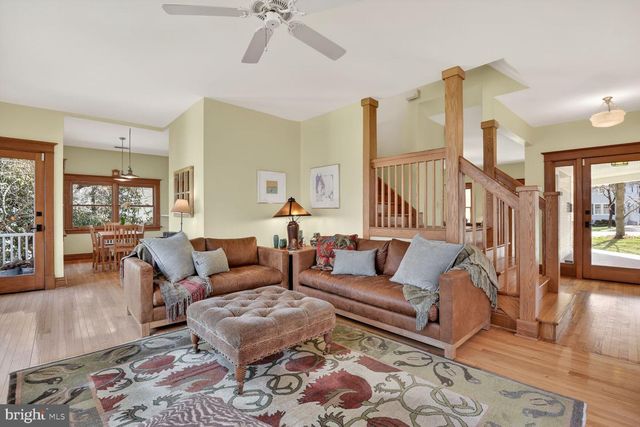 3927 WASHINGTON ST, Kensington, MD 20895