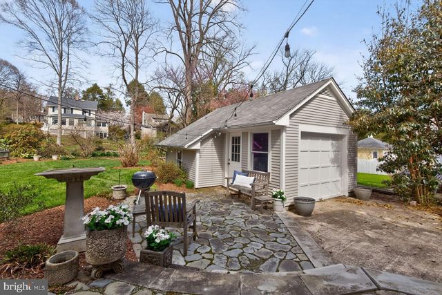 3927 WASHINGTON ST, Kensington, MD 20895