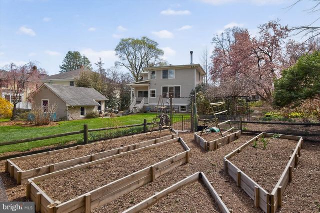 3927 WASHINGTON ST, Kensington, MD 20895