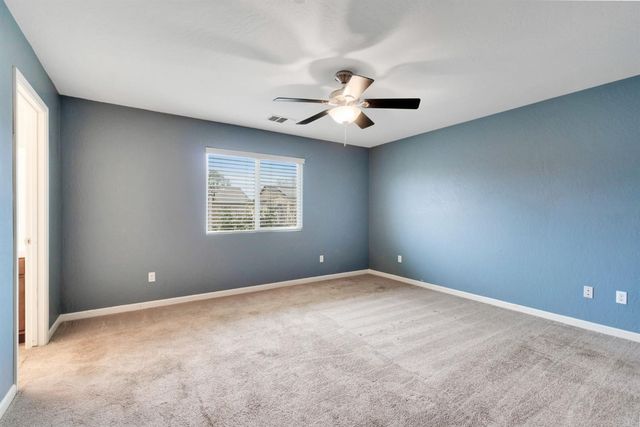 5904 E Fillmore Avenue, Fresno, CA 93727