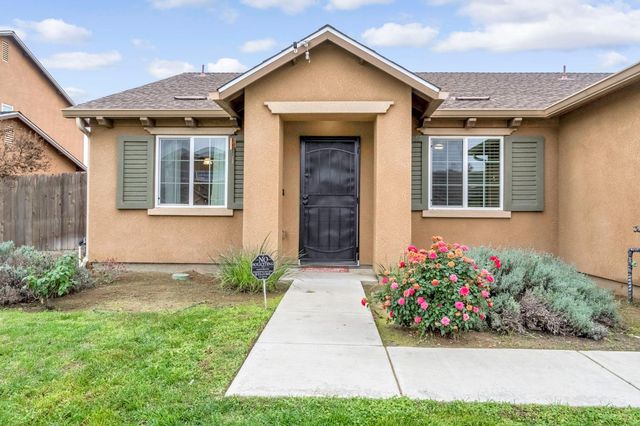5904 E Fillmore Avenue, Fresno, CA 93727