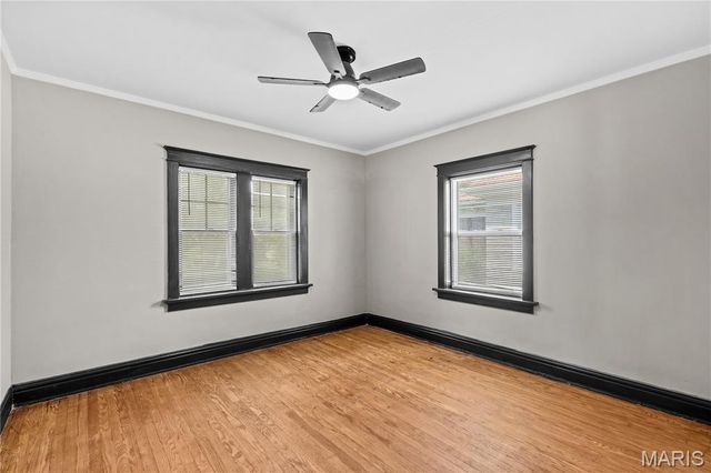 7618 Springdale Drive, St Louis, MO 63121