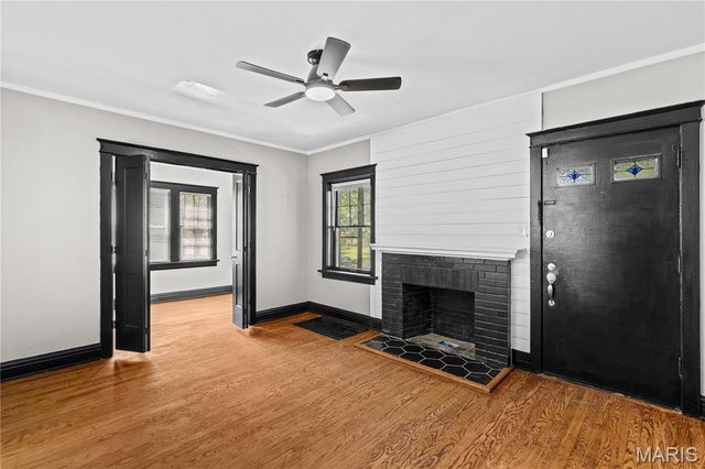 7618 Springdale Drive, St Louis, MO 63121
