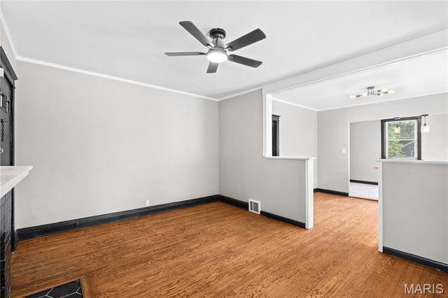 7618 Springdale Drive, St Louis, MO 63121
