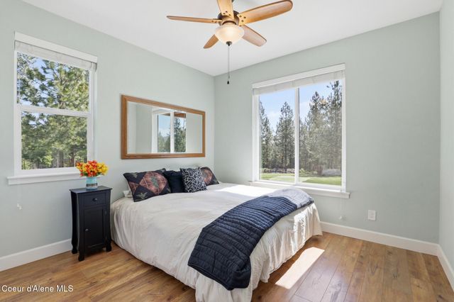8802 W BENTON WAY, Coeur D'alene, ID 83814