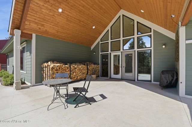 8802 W BENTON WAY, Coeur D'alene, ID 83814