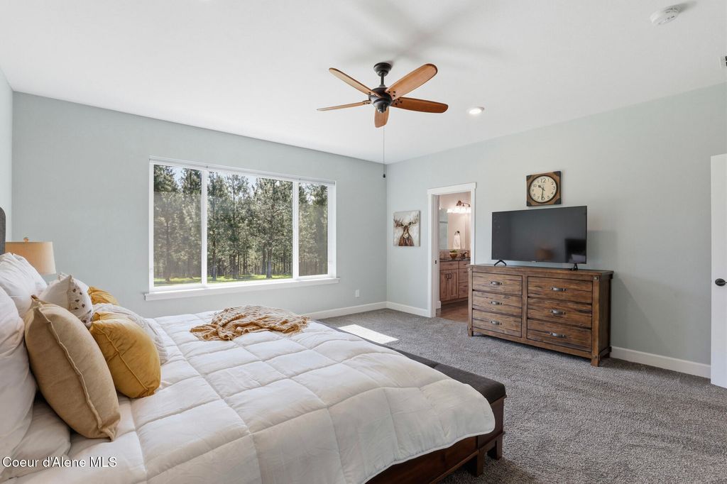 8802 W BENTON WAY, Coeur d'Alene, ID 83814 photo 22