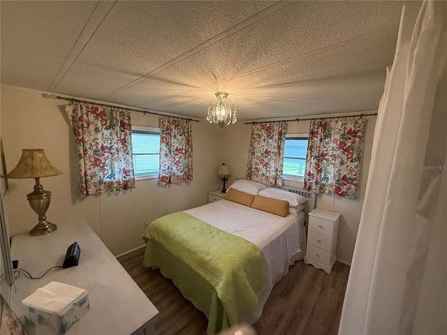 1127 BELMONT CIRCLE, Tavares, FL 32778