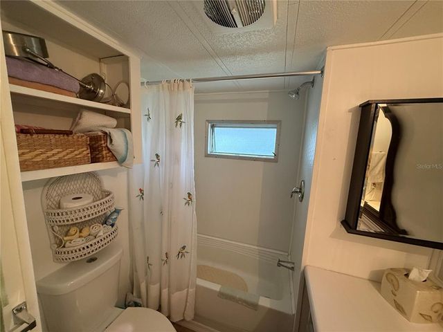 1127 BELMONT CIRCLE, Tavares, FL 32778