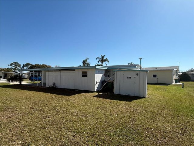 1127 BELMONT CIRCLE, Tavares, FL 32778