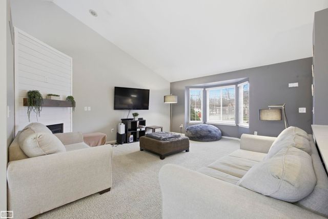 45306 Dante Drive, Macomb, MI 48042