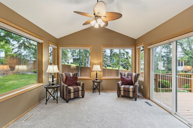 14809 White Oak Drive, Burnsville, MN 55337