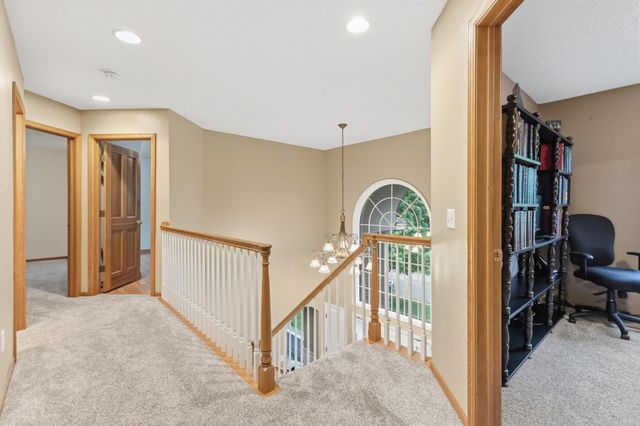 14809 White Oak Drive, Burnsville, MN 55337