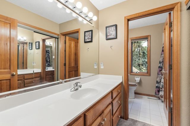 14809 White Oak Drive, Burnsville, MN 55337