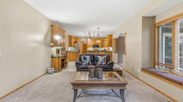 14809 White Oak Drive, Burnsville, MN 55337