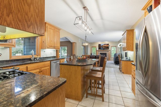 14809 White Oak Drive, Burnsville, MN 55337