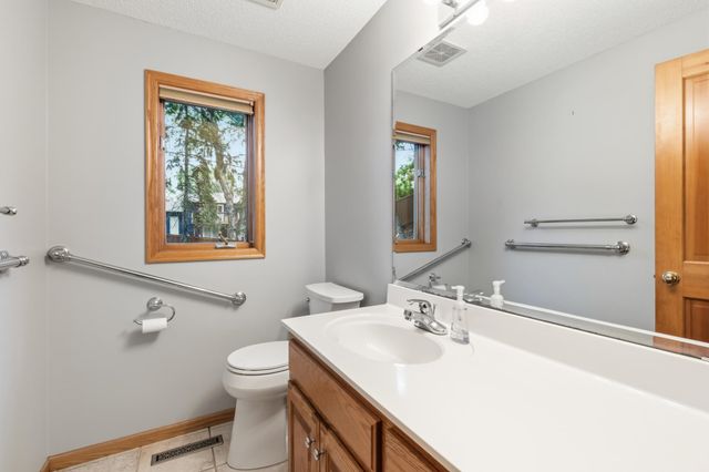14809 White Oak Drive, Burnsville, MN 55337