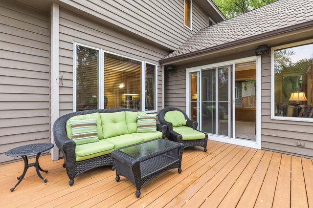14809 White Oak Drive, Burnsville, MN 55337