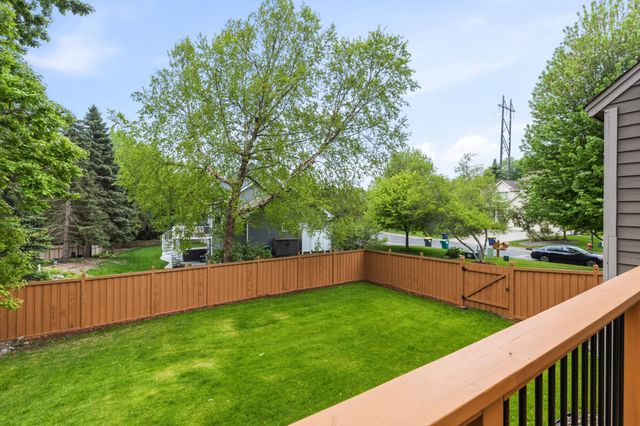 14809 White Oak Drive, Burnsville, MN 55337
