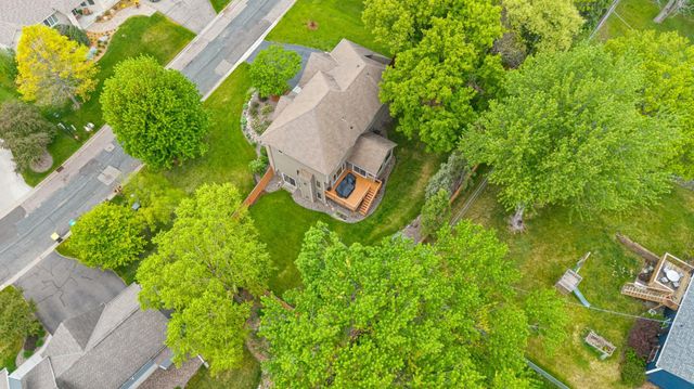 14809 White Oak Drive, Burnsville, MN 55337