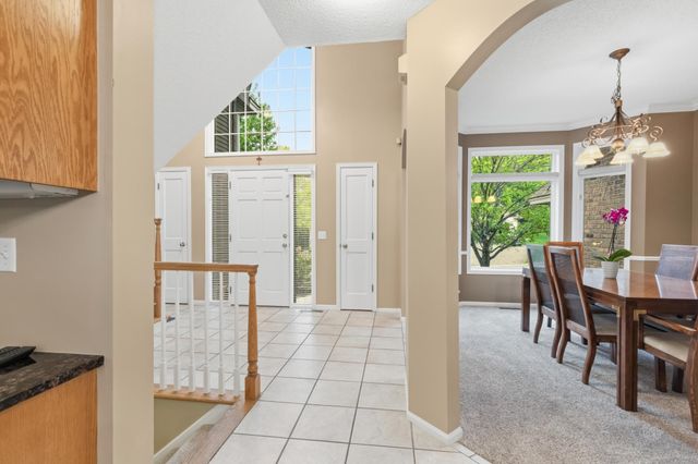 14809 White Oak Drive, Burnsville, MN 55337