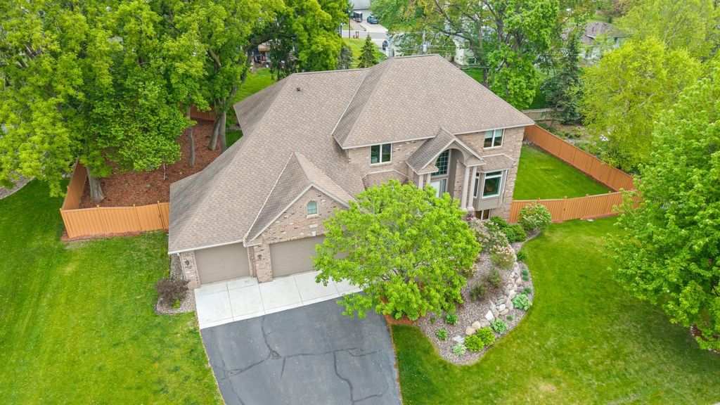 14809 White Oak Drive, Burnsville, MN 55337 — photo 2