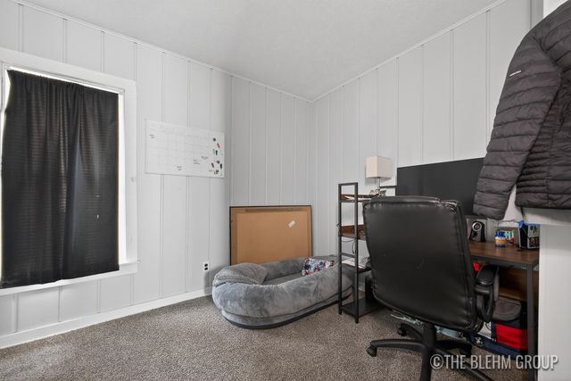 727 Emerald Avenue NE, Grand Rapids, MI 49503