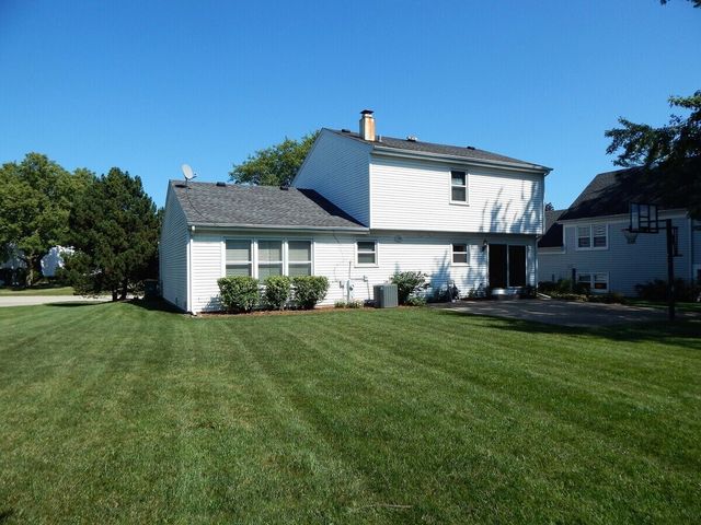 920 Chaucer Way, Buffalo Grove, IL 60089