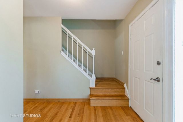 920 Chaucer Way, Buffalo Grove, IL 60089