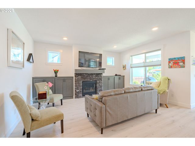 9109 Ne 151ST Ct, Vancouver, WA 98660