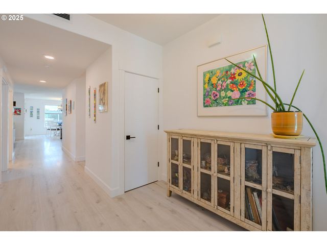 9109 Ne 151ST Ct, Vancouver, WA 98660