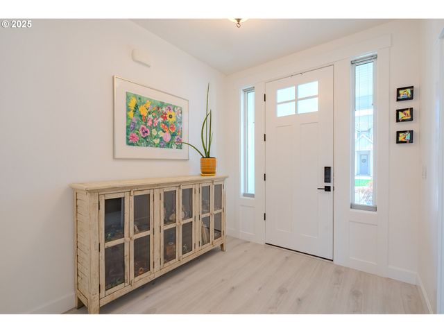 9109 Ne 151ST Ct, Vancouver, WA 98660