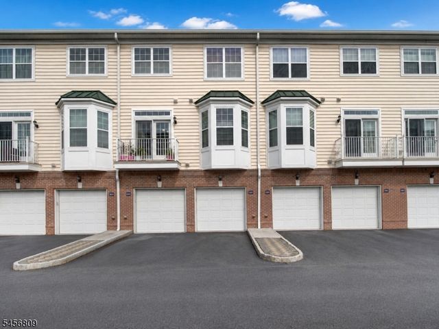 1513 Hamilton St, Belleville Twp., NJ 07109