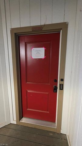 4332 Hillingdon Bnd Apt 206, Chesapeake, VA 23321