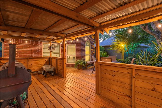 2025 Sandy Coast Circle, League City, TX 77573