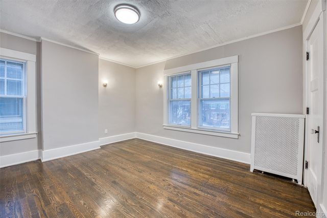 1525 Edison Street, Detroit, MI 48206