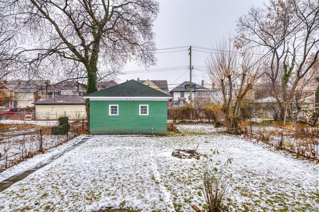 1525 Edison Street, Detroit, MI 48206