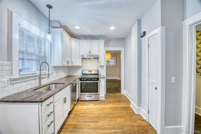 1525 Edison Street, Detroit, MI 48206