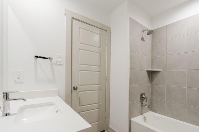 250 John House Lane, Rosharon, TX 77583