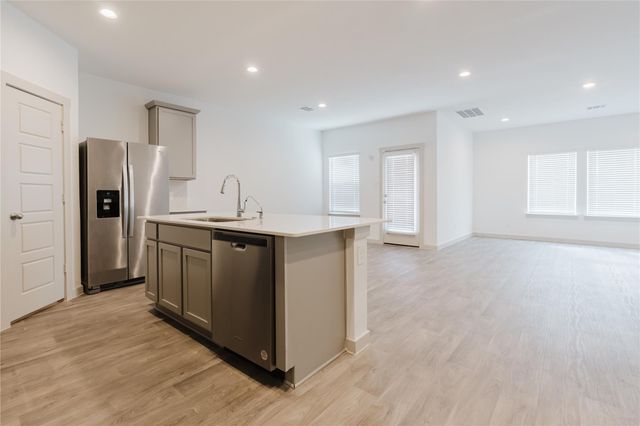 250 John House Lane, Rosharon, TX 77583